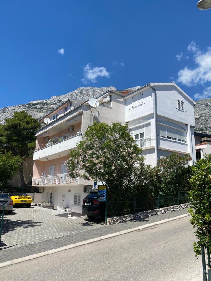 Apartment Bono Baška Voda Exterior foto